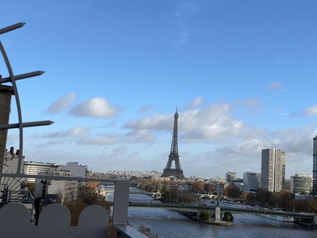 Appartement Vue Tour Eiffel Paris 16 Eme Eksteriør billede